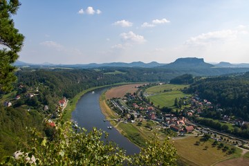 Elbe Elbsandsteingebirge Blick von der Bastei