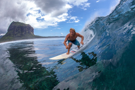 Surfing In Mauritius