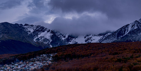 Barrio Popular en la montaña