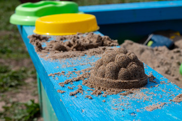 sandbox games in the open air, sand form