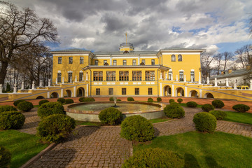 Yaroslavl, Russia Yaroslavl art Museum. Governor's house in the late classicism style of the 19th century.