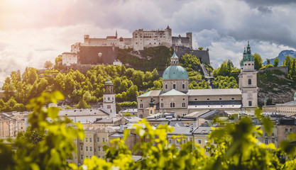 Fototapeta na wymiar Vacation in Salzburg: Salzburg old city with fortress and cathedral in spring, Austria