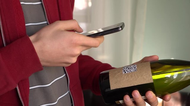 Users scan the QR code and are taken to a Nutrition Facts label online to view nutrition information about a wine
