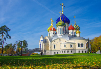 Fototapeta na wymiar MOSCOW, RUSSIA - October, 2019: Church of the Holy Prince Igor of Chernigov located in the suburban village of Peredelkino