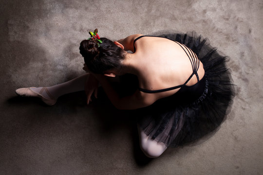 Bailarina con tutú negro