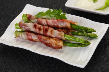 Asparagus with bacon