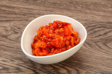 Baked kidney with tomato and pepper
