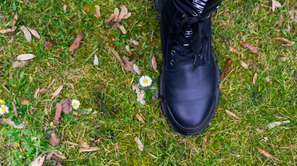 foot and flower