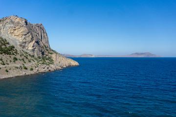 Fototapeta premium azure sea and rocks