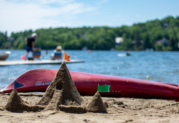 pyramide de sable à la plage de lac-Beauport