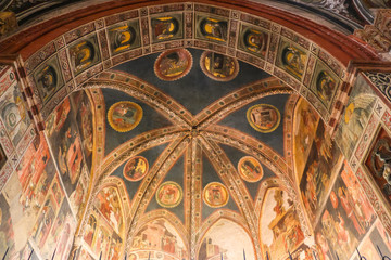 Fototapeta premium Parma, Italy. Interiors of catholic church (Cattedrale di Parma).