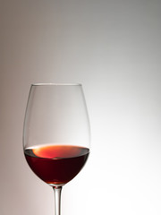 ワイングラス　イメージ