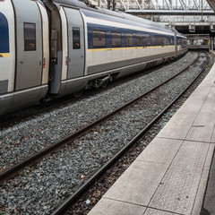 train et quai vide