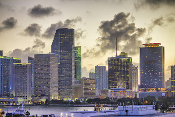 Fototapeta premium Downtown Miami at night. Amazing city skyline from cruise ship at dusk