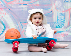 Fototapeta premium Urban look baby making sport