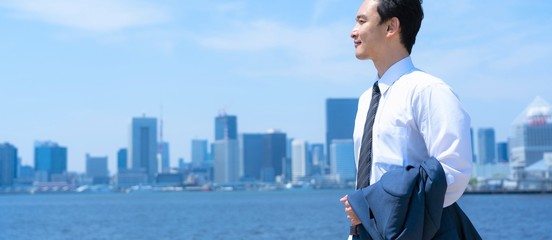 スーツを着たビジネスマン　ポートレート