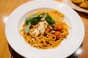 spaghetti with pesto