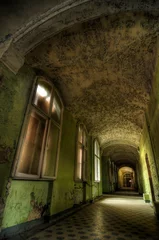 Gardinen Verlassenes Krankenhaussanatorium Beelitz Heilstätten, Deutschland © Chawran