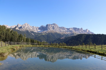 Spiegelndes Rosengartenmassiv