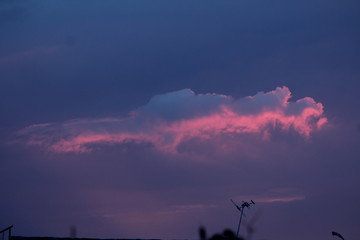 Dragón al atardecer