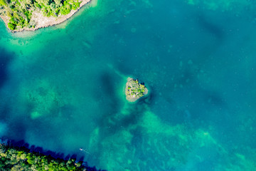 Obraz na płótnie Canvas Die Donau von oben | Atemberaubende Drohnenaufnahmen von der Donau