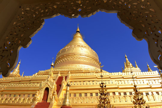 view to the Shwezigon pagoda or shwezigon paya, a Buddhist temple located in Nyaung-u, near Bagan, in Myamar (Burma)