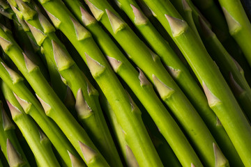 Raw Organic Green Asparagus