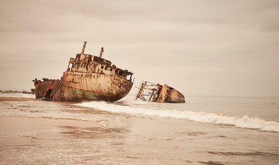 Angola Shipwrecks