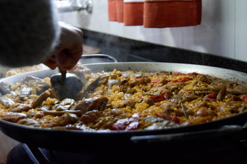 Paella valenciana