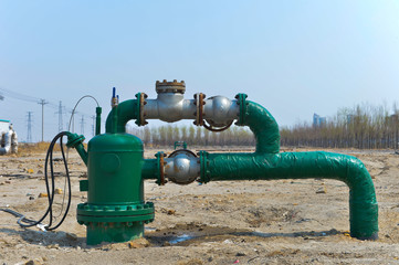 Tube and valve, oil pump