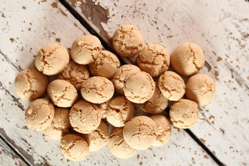 Amaretti biscuits