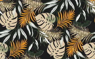 Fotobehang Beige Naadloze patroon van tropische bladeren, dichte jungle groene kaki kleuren. Banner met tropisch zomerthema inpakpapier, textiel of behangontwerp, achtergrond, beddengoed