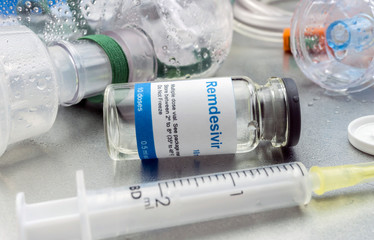 Medication used without success with Redemsivir antiviral drug in patient infected by sars-Cov-2,...