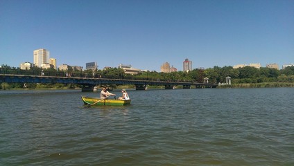Naklejka premium kayaking on the river