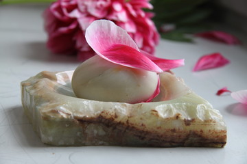 Marble polished solid mineral egg 