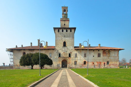 cusago ed il castello in italia