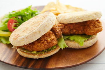 フライドチキンサンド