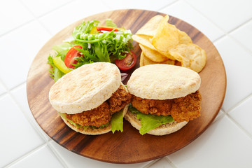 フライドチキンサンド