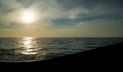 Obraz premium sunset over the sea