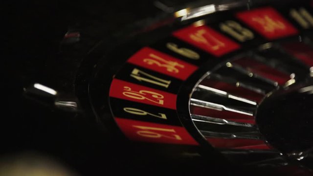 Pan Over Spinning Casio Roulette