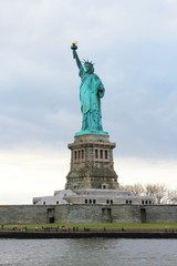Obraz premium Statue of liberty in New York, Manhattan, US travel - stock photo