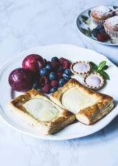 pancakes with jam