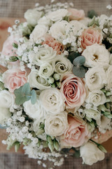 Flores de boda. Decoración de boda.  Ramo de novia.