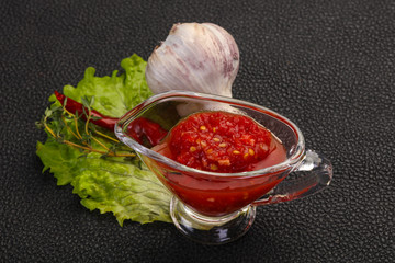 Spicy tomato and garlic sauce