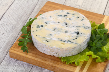 Round blue cheese