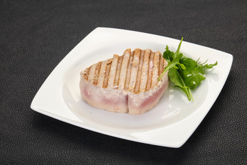 Grilled tuna steak