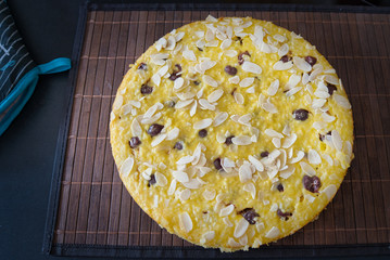 Milchreis Auflauf mit Kirschen, Dessert, Nachtisch oder Mittagessen, Produktbild