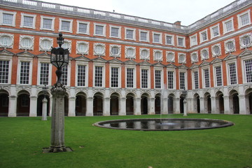 Hampton Court 