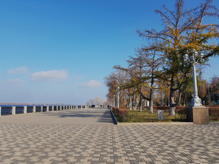 Walk along the embankment in the city