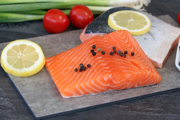 Frisches Lachsfilet